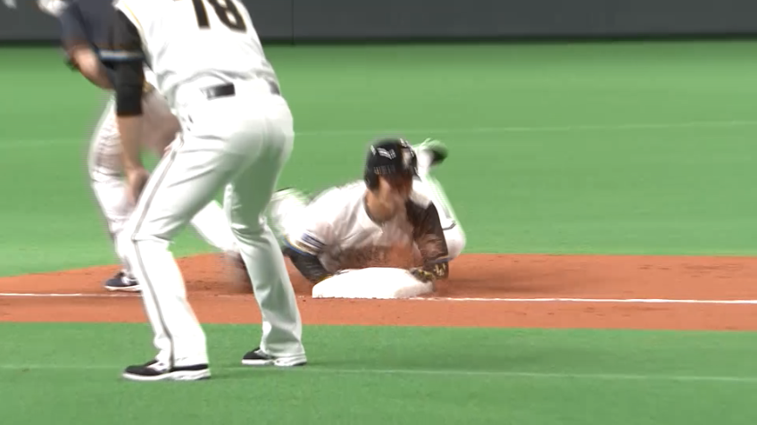 7回裏・F近藤健介 勝ち越しのタイムリー2ベースヒット!! 守備が乱れる間に3塁へ!!