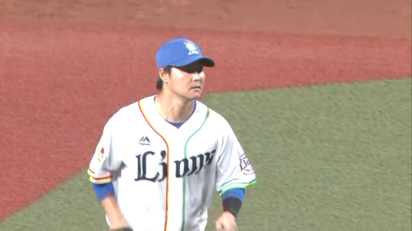 5回表・L鈴木将平 好返球でこれ以上の失点を許さず!!