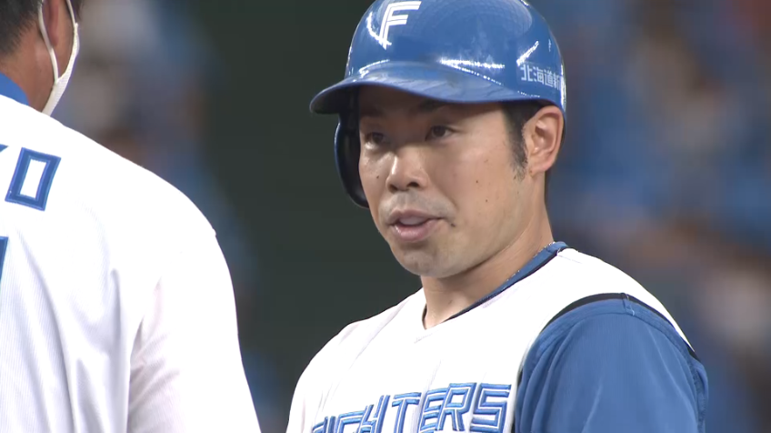 8回表・F近藤健介 貴重な先制点!! 右中間を破るタイムリー2ベースヒット!!