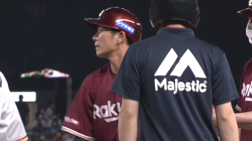 4回表・E岡島豪郎 2者連続適時打!! レフトへタイムリーヒットを放ち、追加点を奪う!!