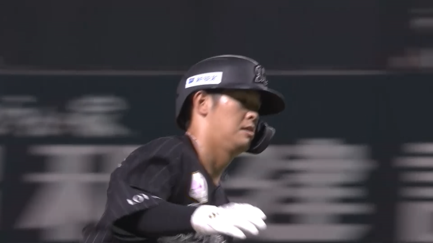 9回表・M中村奨吾 キャプテンの一振りで試合は振り出しに!! 同点のソロホームランを放つ!!