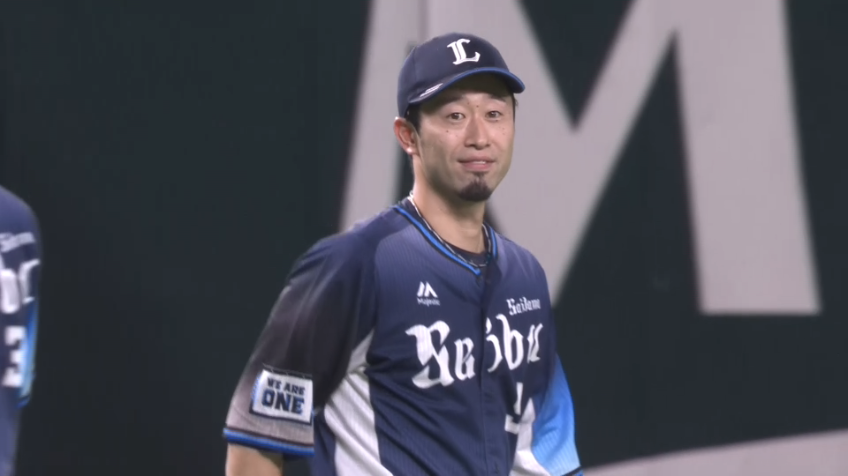 2回裏・L外崎修汰 華麗な守備!! センターに抜けそうな打球を好フィールディング!!