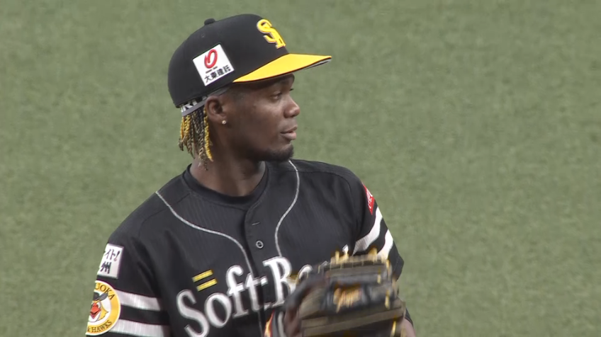 9回裏・Hモイネロ 1アウト1,2塁の一打同点のピンチを招くも、無失点に抑えた!!