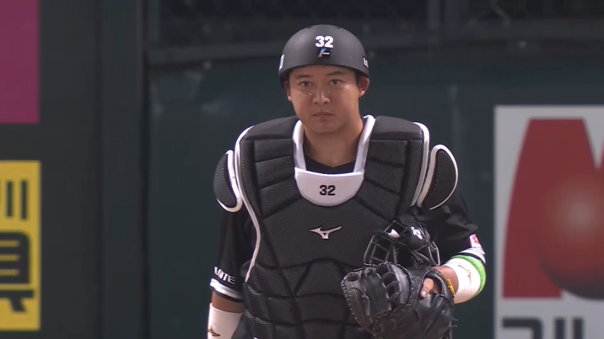 8回裏・M佐藤都志也 素早い完璧な送球で盗塁阻止!!