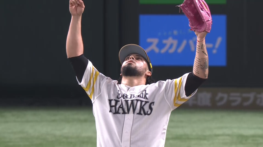 9回表・Hオスナ 移籍後初登板は無失点!! 完封リレーで開幕戦勝利!!