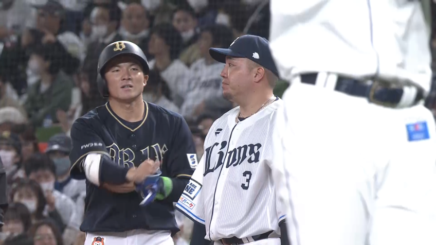 3回表・B茶野篤政 全力疾走でプロ初ヒットを記録!!