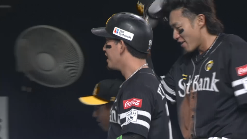 6回表・H栗原陵矢 貴重な追加点となる2ランホームラン!!