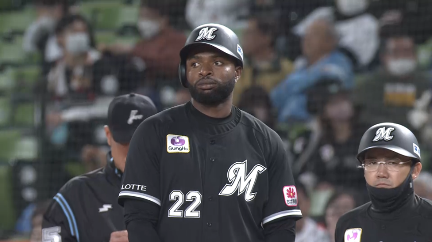 4回表・Mポランコ ライトへ勝ち越しタイムリーヒットを放つ!!