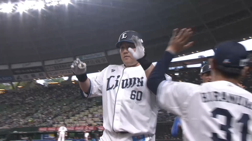 1回裏・L中村剛也 レフトスタンドへ先制の2ランホームラン!!