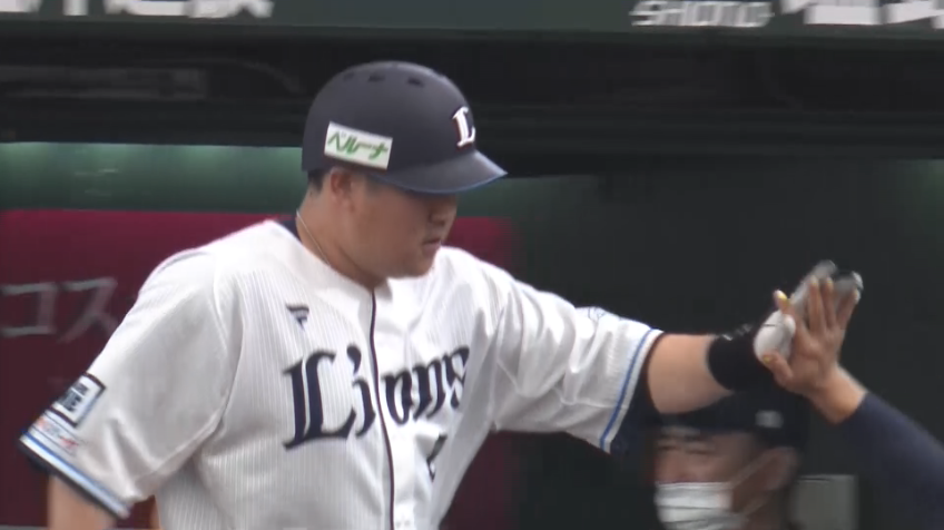 5回裏・L中村剛也 通算460号となるレフトへの2ランホームラン!!