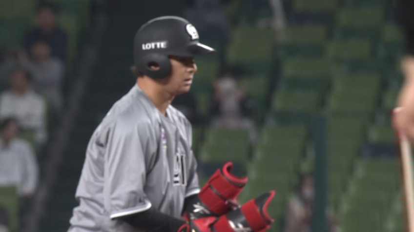 3回表・M藤岡裕大 ストレートを弾き返しライト線への先制タイムリー2ベースを放つ!!