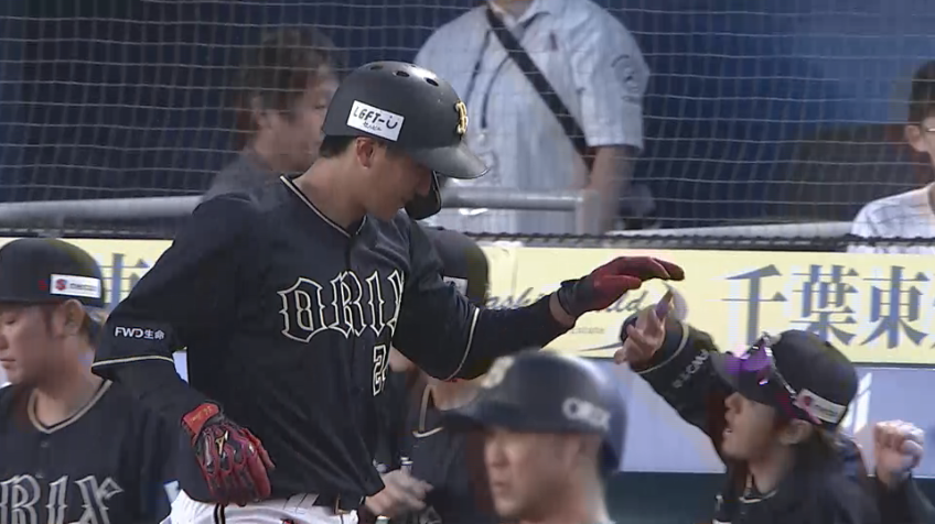 3回表・B紅林弘太郎 同期の先発・宮城大弥を援護!! 今季初ホームランは先制弾!!