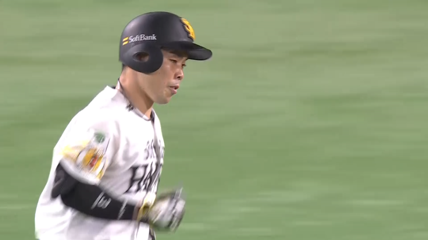 1回裏・H近藤健介 すぐさま逆転の第5号2ランホームランを放つ!!