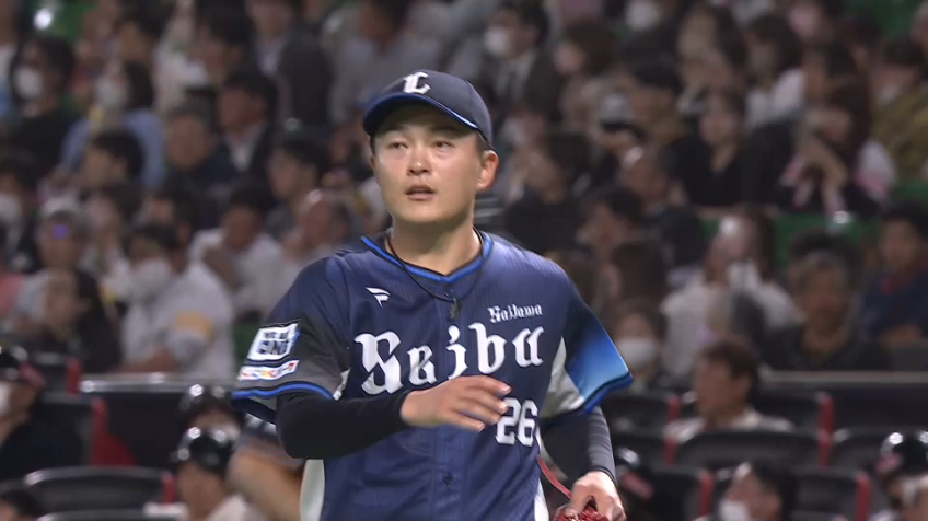 5回裏・L佐々木健 この回わずか4球!! 完璧なロングリリーフを見せる!!