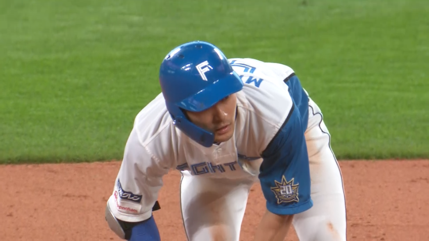 2回裏・F水野達稀 右中間を破る同点のタイムリー2ベースヒット!!