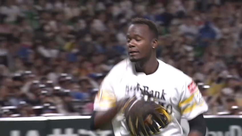 9回表・Hモイネロ 圧倒的な投球!! 3者連続3球三振に抑えこの回をわずか9球で終わらせる!!