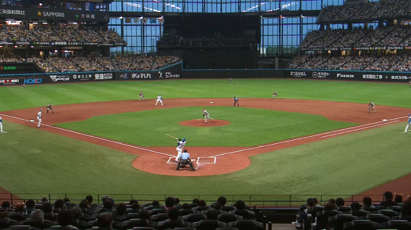 2回裏・F伏見寅威 女房役の一打!! 三遊間を抜ける先制2点タイムリーヒット!!