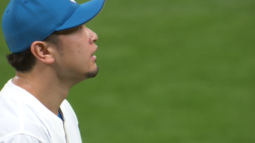 8回表・F池田隆英 雄叫びを上げる!! 得点圏にランナーを背負うも見逃し三振で切り抜ける!!