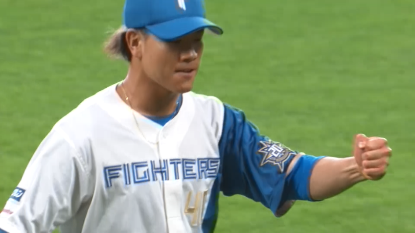 5回表・F福田俊 火消し成功!! 満塁の場面で今季初登板し、空振り三振を奪う!!