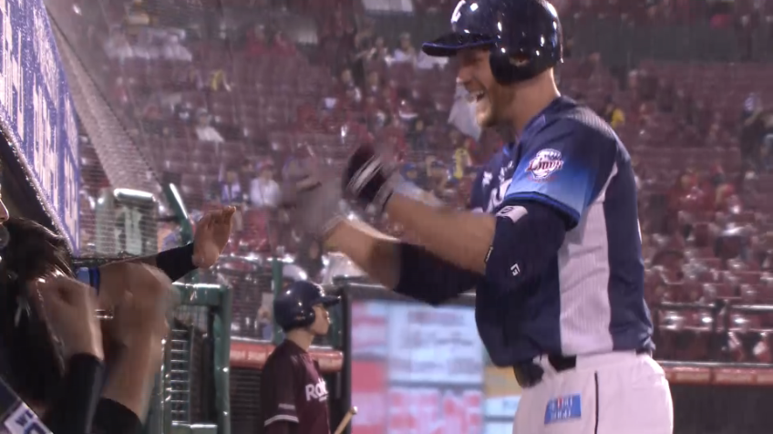 7回表・Lマキノン 均衡を破るレフトスタンドへのホームラン!!