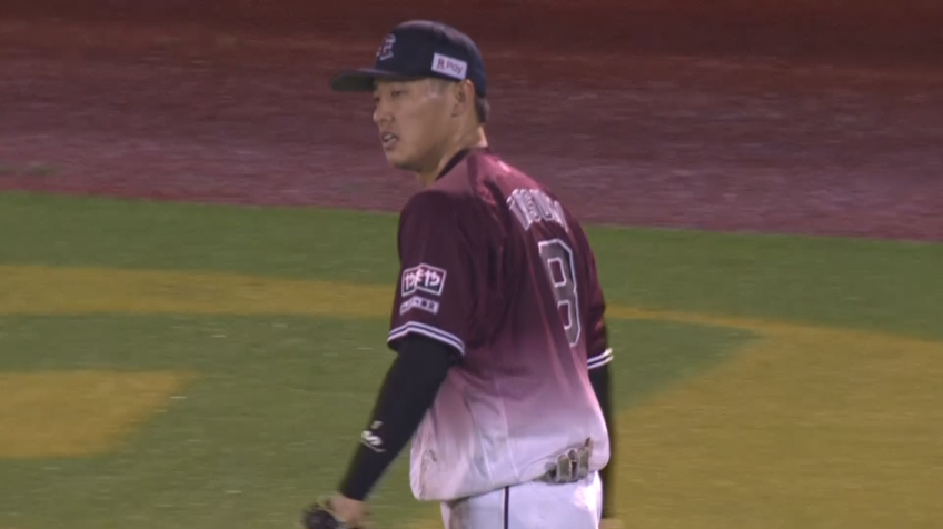 8回表・E辰己涼介 広大な守備範囲で長打になりそうな打球を抜かせない!!