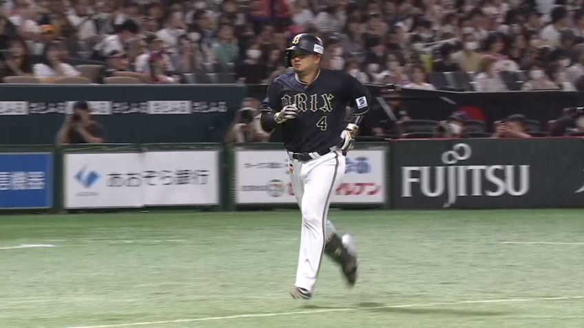 1回表・B森友哉 ライトスタンドへの先制ホームランを放つ!!