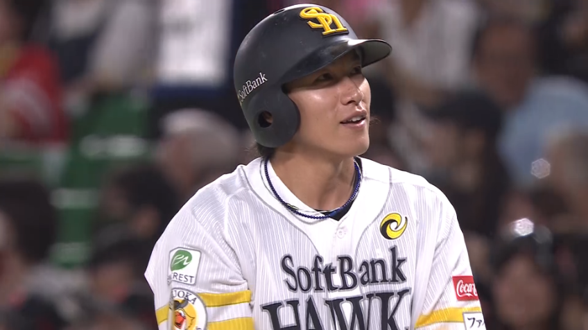 1回裏・H柳田悠岐 これぞ4番!! センターへのタイムリーヒットで同点に追いつく!!