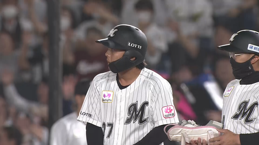 7回裏・M田村龍弘 代打策的中!! タイムリーヒットで点差を縮める!!