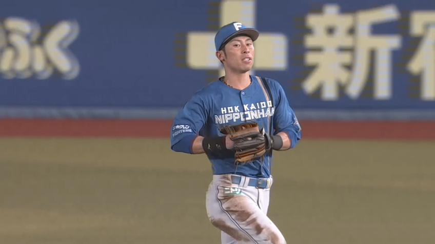 8回裏・F江越大賀 流石の守備!! センター前に落ちそうな打球をランニングキャッチ!!