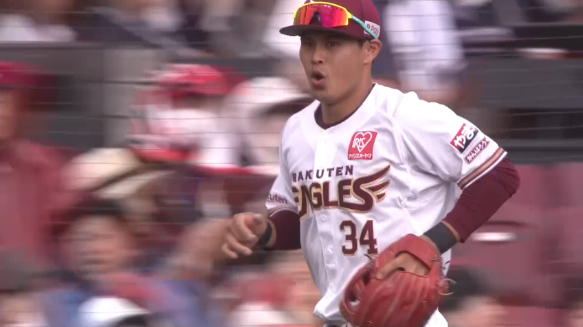 6回表・E山崎剛 逆シングルの好送球で満塁のピンチを切り抜ける!!