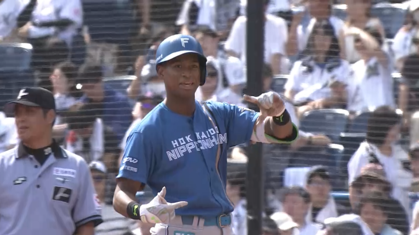 3回表・F万波中正 クリーンアップの連打でさらに追加点をあげる!!