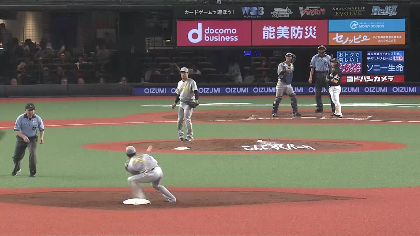 2回表・L古市尊 正確な送球で盗塁阻止を見事に決めた!!