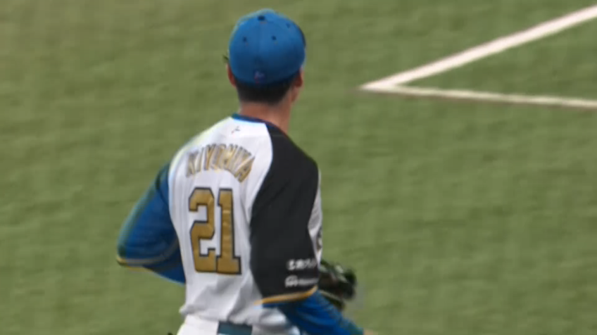 9回表・F清宮幸太郎 悪い流れを断ち切る好守!! 軽快な守備でピンチを救う!!