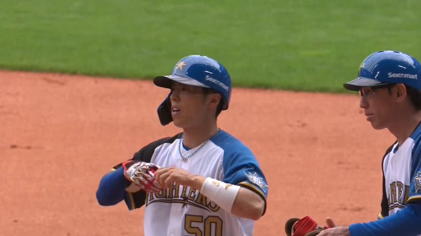 5回裏・F五十幡亮汰 取られたら取り返す!! センター前へ抜ける勝ち越しタイムリーヒット!!