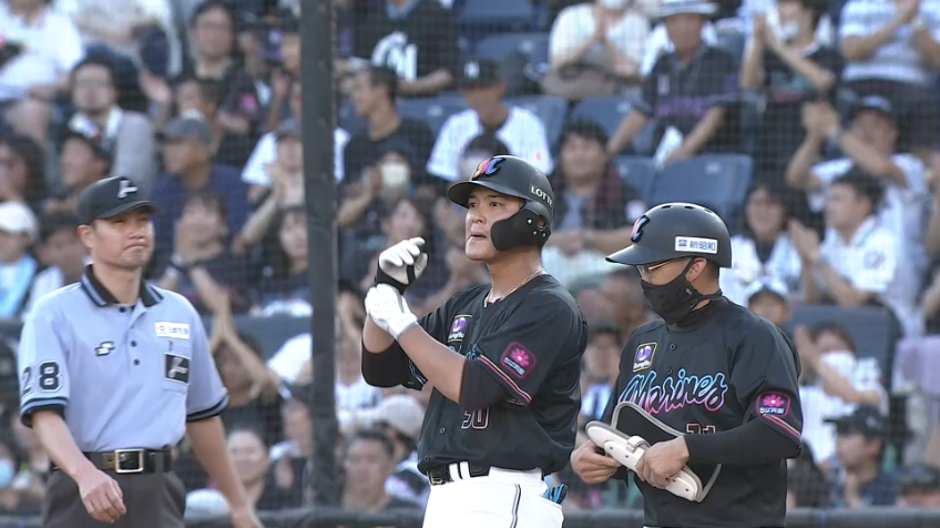 3回裏・M石川慎吾 ライト前ヒットを放ちチームに勝ち越し点を誘い込む!!