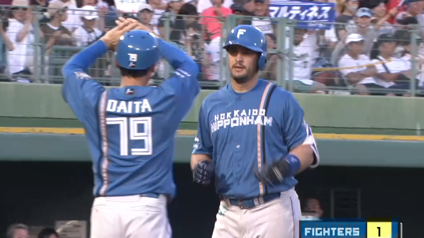 9回表・Fマルティネス 主砲の一撃!! 左中間への第12号グランドスラム!!