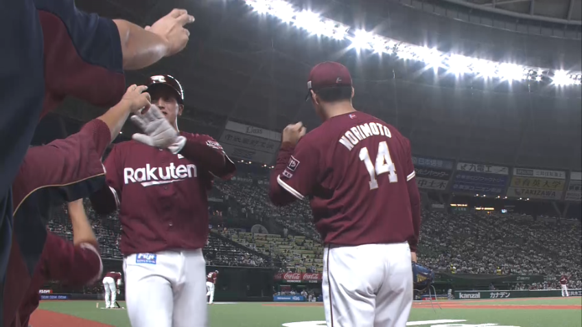 4回表・E伊藤裕季也 変化球を上手く弾き返し、レフト前へのタイムリーヒットで1点差に迫る!!