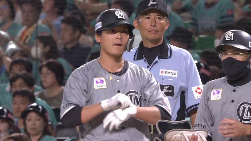 7回表・M石川慎吾 打撃絶好調!! ライトへタイムリーヒット!!