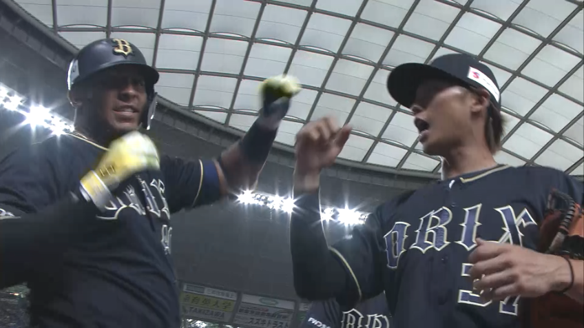 4回表・Bセデーニョ 点差を広げる2ランホームランを放つ!!