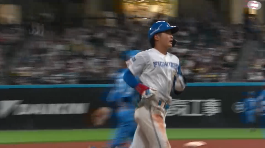 8回裏・F奈良間大己 初球を振り抜きレフトへの第2号ホームランを放つ!!