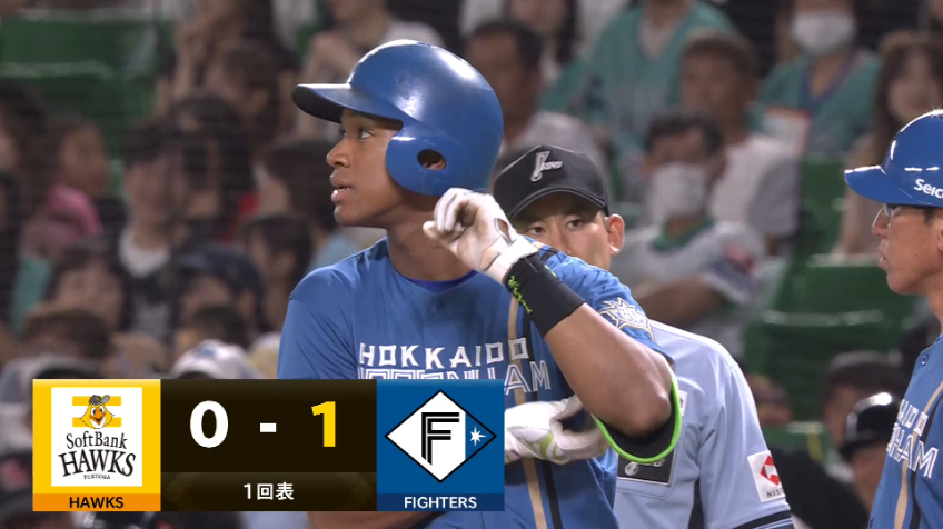 1回表・F万波中正 幸先よく先制!! 三遊間を抜けるタイムリーヒット!!