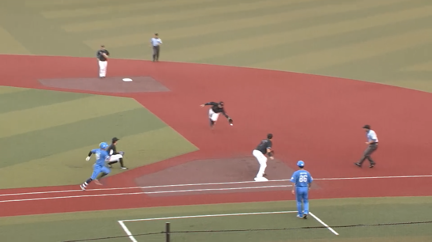 1回表・M中村奨吾 華麗な守備!! グラブトスでアウトを奪う好プレー!!