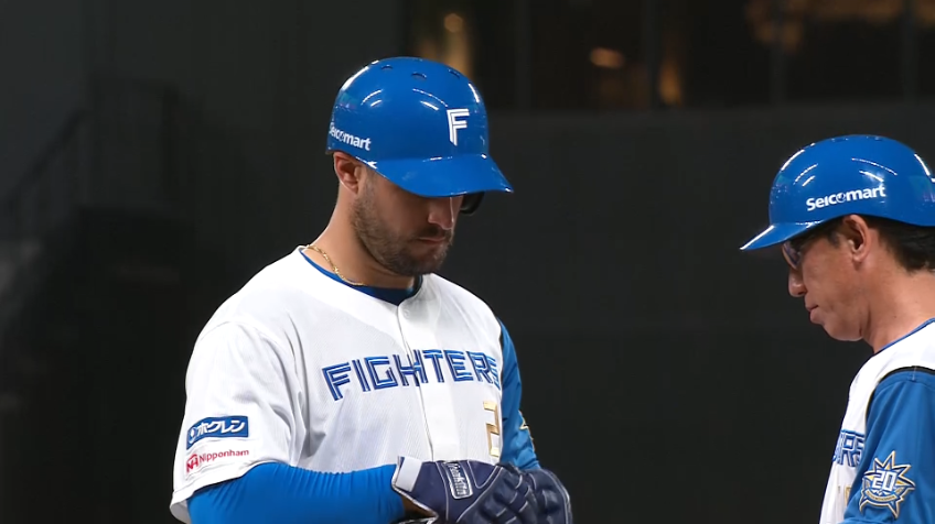 3回裏・Fマルティネス 勝負強さをみせる!! センター前へのタイムリーヒットで追加点をあげる!!