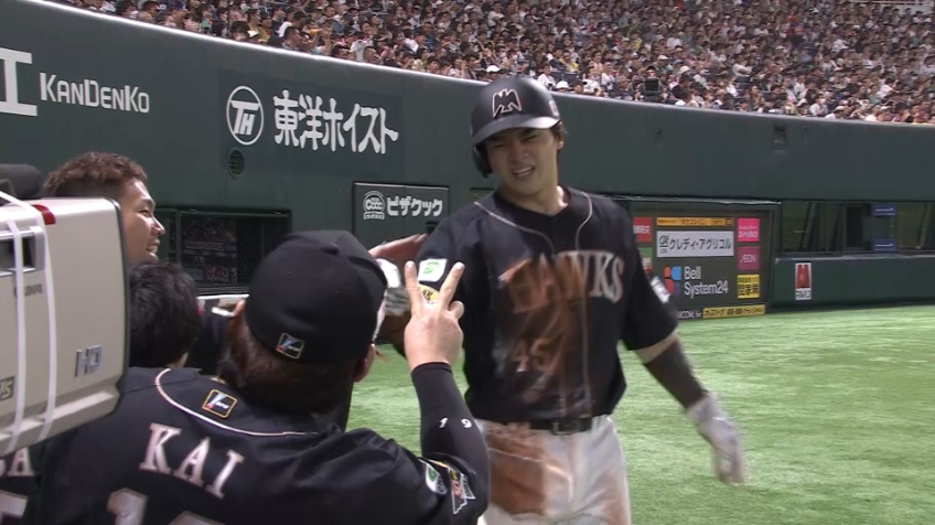 5回裏・H牧原大成 重要な場面で決めた!! セーフティスクイズで勝ち越し!!