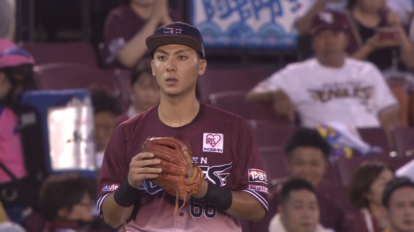 2回表・E村林一輝 これぞショートの見せ場!! 三遊間の打球を捌く好プレー!!