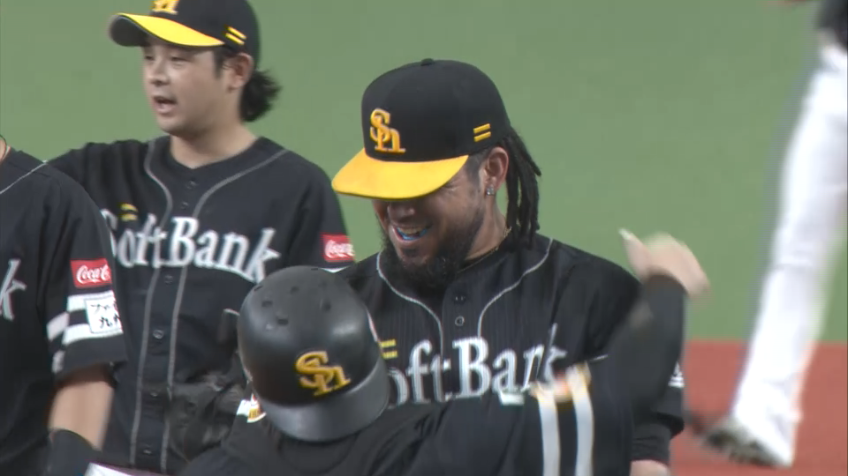 9回裏・Hオスナ 最終回1点差を守り切った!! 空振り三振で試合を締めくくり、今季20セーブを達成!!