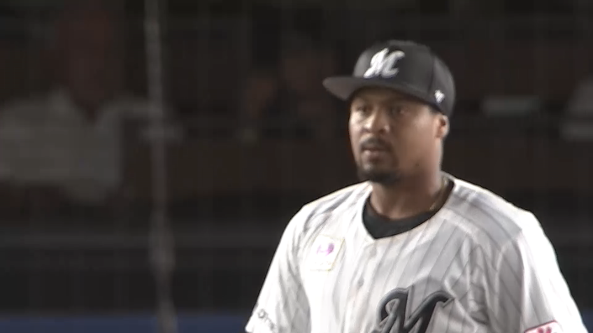 8回表・Mペルドモ 真ん中低めにズバッと決めた!! 見逃し三振を奪う!!