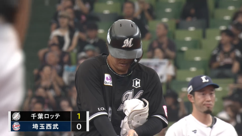 3回表・M中村奨吾 幸先よく先制!! センターへのタイムリー2ベースヒット!!