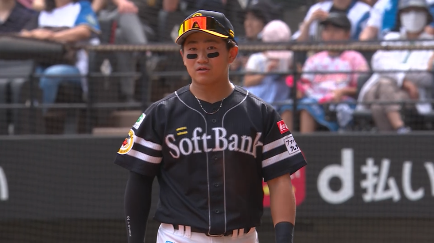 1回裏・H野村大樹 高校の先輩の打球を好捕!! ダイビングキャッチから2塁送球でランナーを進めさせない!!