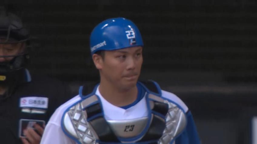 7回表・F伏見寅威 読んで外して刺す!! ファイターズバッテリーのファインプレー!!